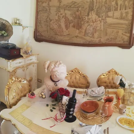 Oda ve Kahvaltı Bebeldar Jiudicissa Eleonora De Arborea 3*